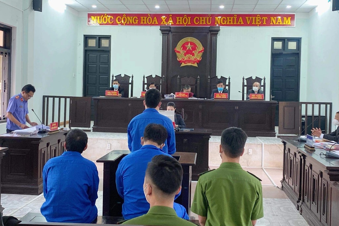 Tử hình 2 đối tượng vận chuyển 14 bánh heroin qua nhiều tỉnh, thành - 3 Tử hình 2 đối tượng vận chuyển 14 bánh heroin qua nhiều tỉnh, thành - 3