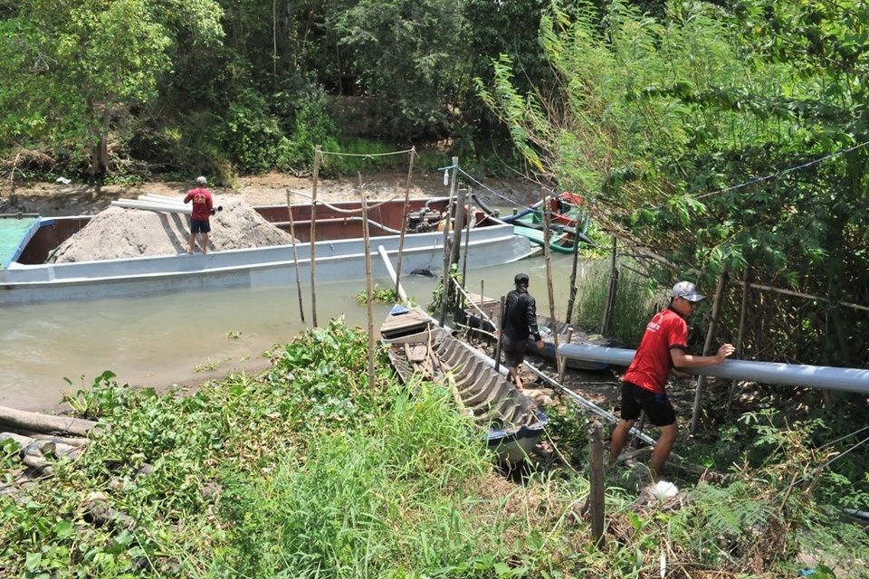 Sở TN-MT thông tin chính thức vụ mỏ cát trúng đấu giá 2.811 tỷ đồng - 2 Sở TN-MT thông tin chính thức vụ mỏ cát trúng đấu giá 2.811 tỷ đồng - 2