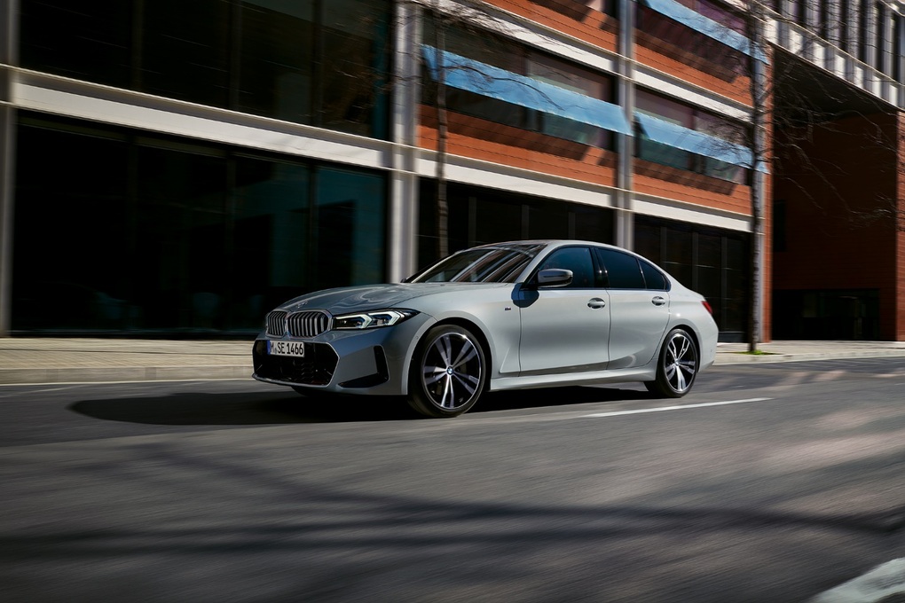 Ưu đãi giá bán cho nhiều mẫu xe BMW trong tháng 10 - 3 Ưu đãi giá bán cho nhiều mẫu xe BMW trong tháng 10 - 3
