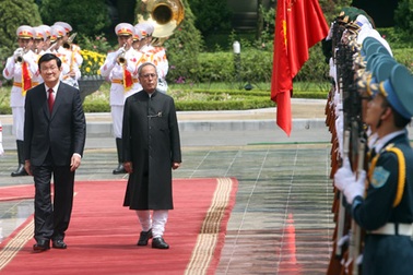 Tổng thống Ấn Độ đến Việt Nam, thúc đẩy quan hệ đối tác chiến lược