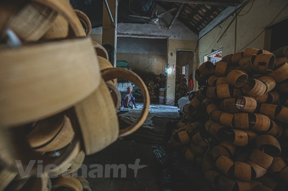 Bình minh làng nghề Ông Hảo: Giá trị đồ chơi trung thu truyền thống - 9 Bình minh làng nghề Ông Hảo: Giá trị đồ chơi trung thu truyền thống - 9