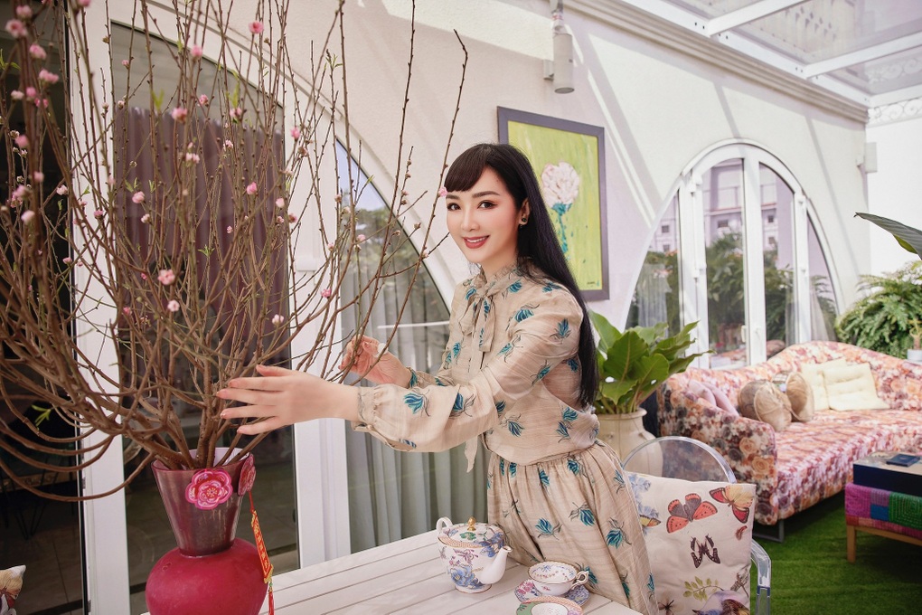 Hoa hậu độc nhất vô nhị Giáng My: Tuổi 52 trong căn biệt thự xa hoa - 6 Hoa hậu độc nhất vô nhị Giáng My: Tuổi 52 trong căn biệt thự xa hoa - 6