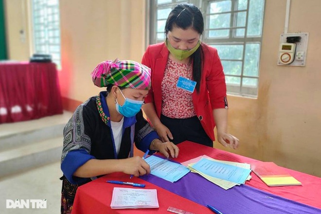 Toàn cảnh 69 triệu cử tri cả nước tham gia Ngày hội non sông - 37 Toàn cảnh 69 triệu cử tri cả nước tham gia Ngày hội non sông - 37