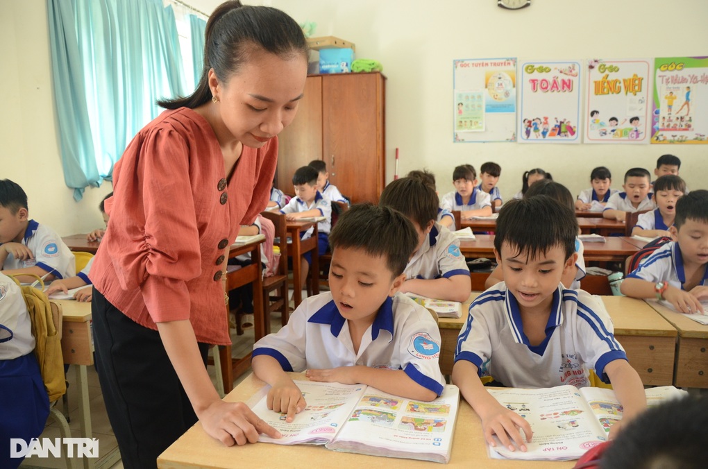 Trách nhiệm của Bộ Giáo dục với việc làm sách giáo khoa mới, sai sót môn sử - 2 Trách nhiệm của Bộ Giáo dục với việc làm sách giáo khoa mới, sai sót môn sử - 2