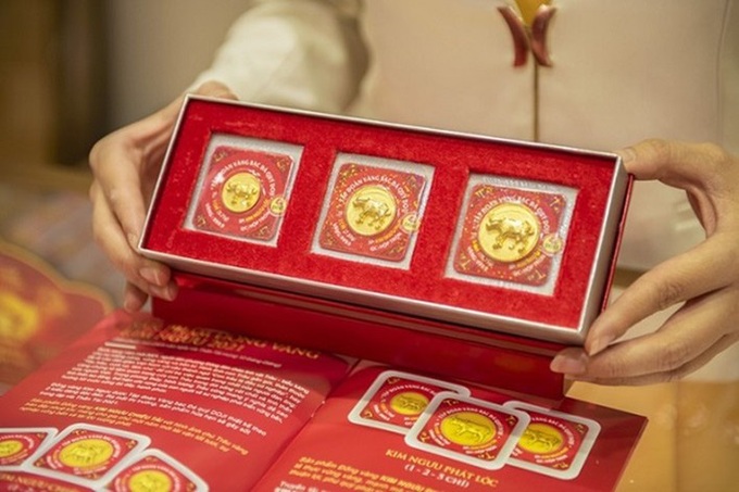 Người mua vàng chịu lỗ 750-800 ngàn đồng ngay sau ngày vía Thần Tài - Ảnh 1.
