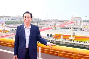 Sau "bom nợ" 300 tỷ USD, ông chủ Evergrande mất hết bạn bè?