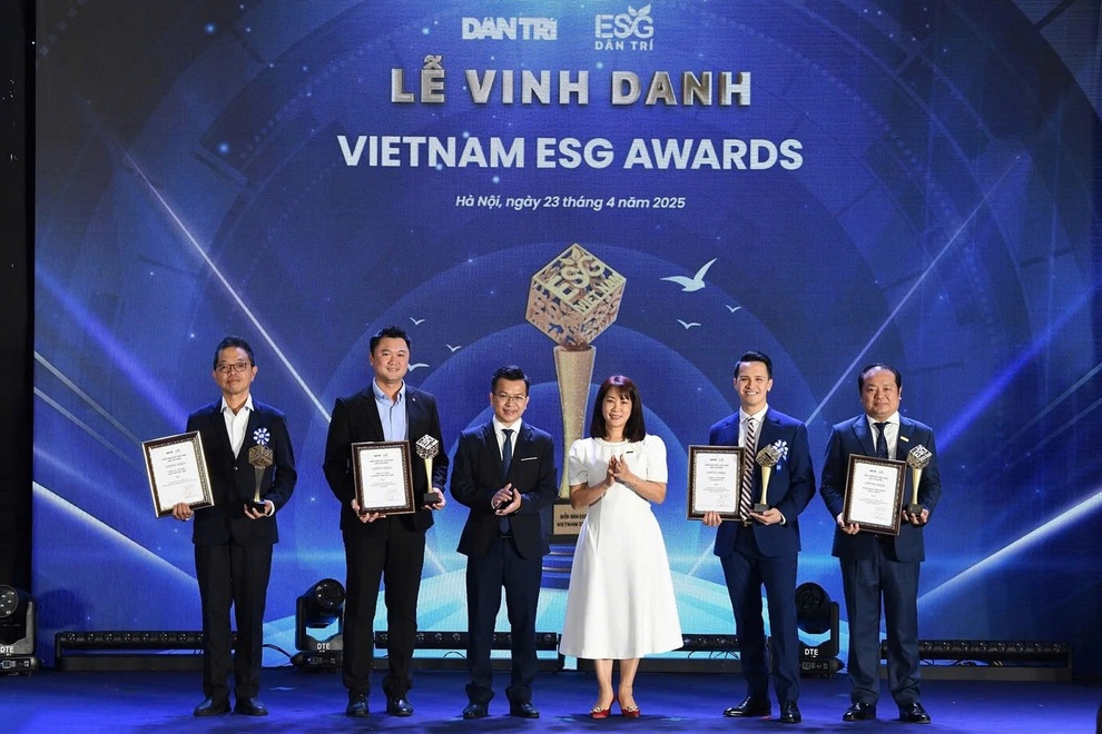 Vietnam ESG Awards và hành trình lan tỏa giá trị bền vững - 2 Vietnam ESG Awards và hành trình lan tỏa giá trị bền vững - 2