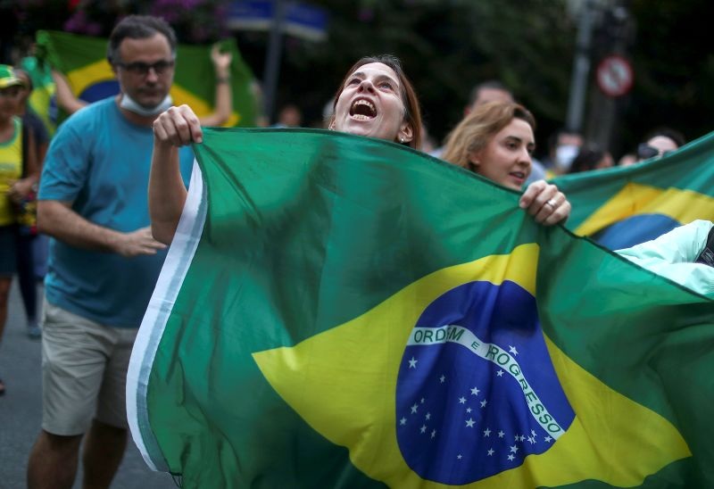 Thêm hàng nghìn ca nhiễm mỗi ngày, Brazil thành tâm chấn mới của dịch Covid - 5 Thêm hàng nghìn ca nhiễm mỗi ngày, Brazil thành tâm chấn mới của dịch Covid - 5