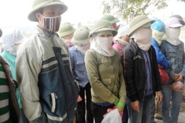 Hàng trăm công nhân đình công ngày đầu năm