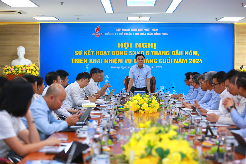BSR họp sơ kết sản xuất kinh doanh 6 tháng đầu năm - 5 BSR họp sơ kết sản xuất kinh doanh 6 tháng đầu năm - 5