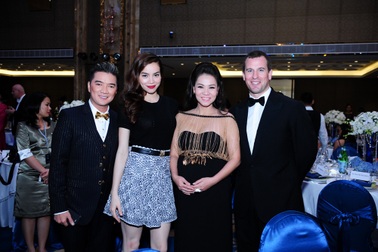 Dàn sao Việt đến chung vui cùng "bà bầu" Thu Minh