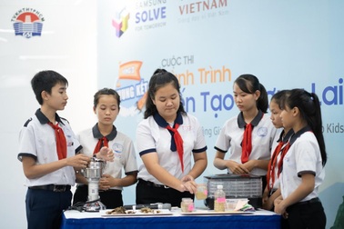 Dàn thí sinh hồi hộp chờ đợi ngày chung kết Solve for Tomorrow 2022