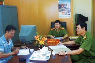 Cuộc giải cứu những "phận má hồng" đầu xuân         