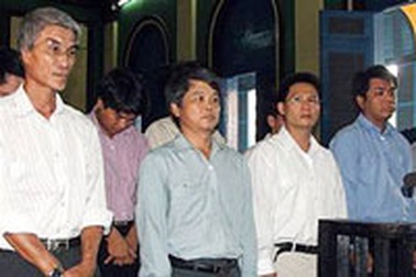 9 bị cáo lĩnh án tù