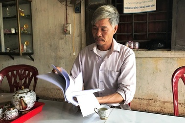 Nhân viên bị ốm, hiệu trưởng đơn phương chấm dứt hợp đồng