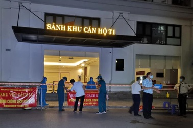Hà Nội tạm phong tỏa một tòa chung cư ở Times City do có 4 ca dương tính
