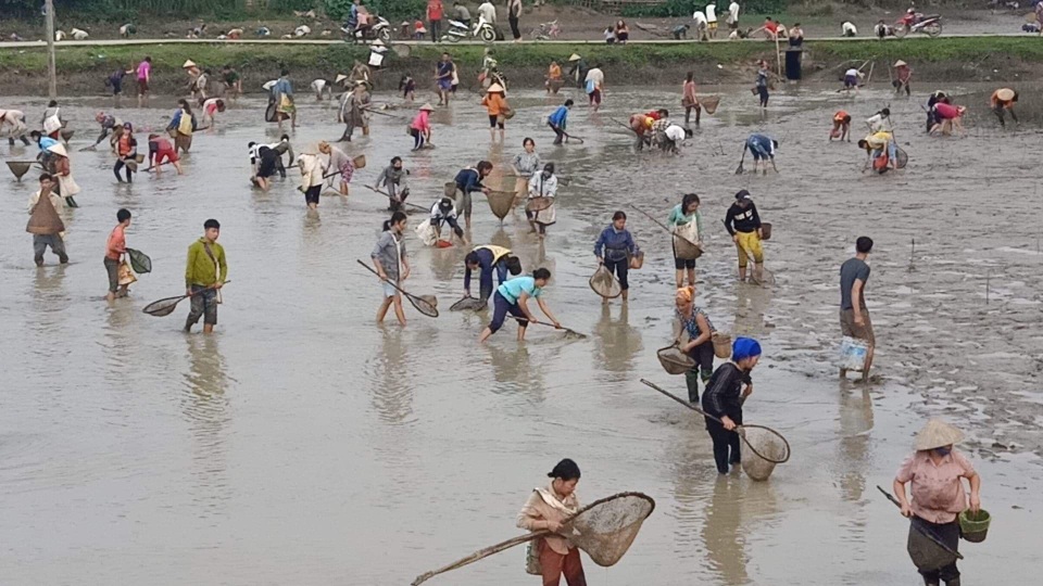 Món cá nướng, “linh hồn” không thể thiếu trong ngày Tết của người Thái - 1 Món cá nướng, “linh hồn” không thể thiếu trong ngày Tết của người Thái - 1