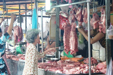 TPHCM: 50 cán bộ thú y sẽ quản 700 chợ?
