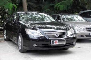 Đại gia chơi siêu xe biển ngoại giao: Hết thời mua chui, lậu thuế tiền tỷ