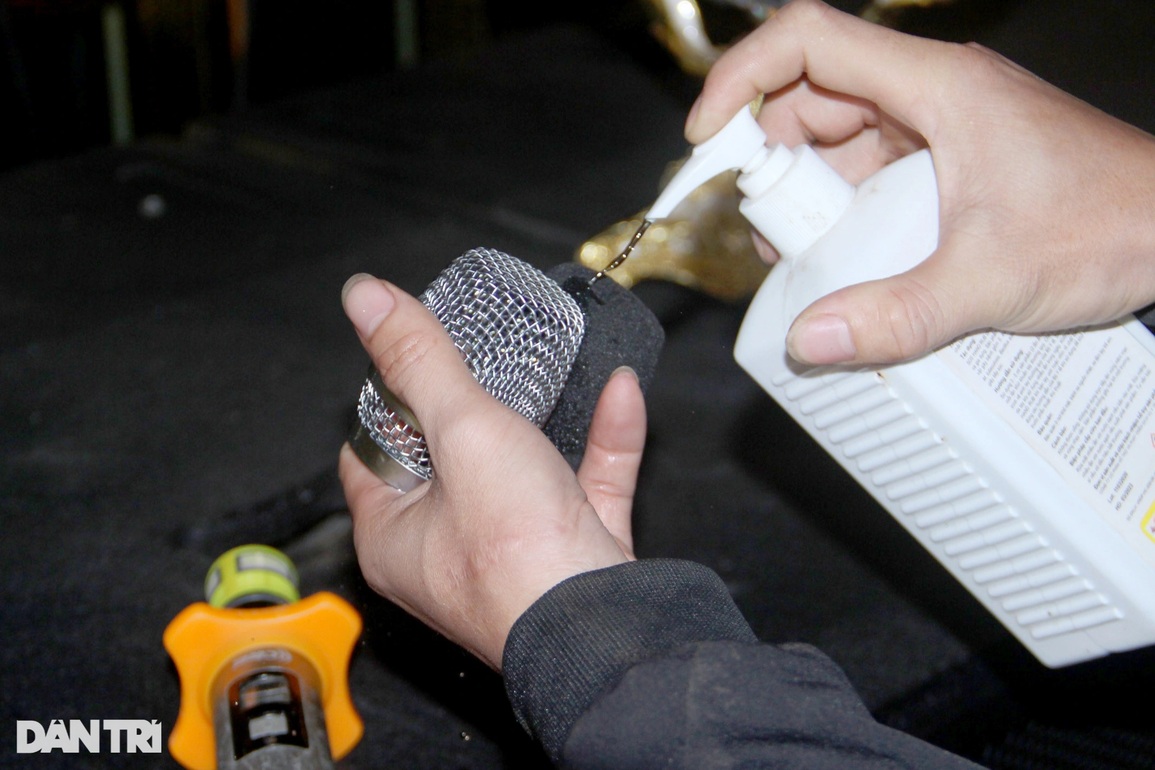 Dịch vụ karaoke ở Nghệ An tưng bừng hồi sinh sau 10 tháng đóng cửa - 3 Dịch vụ karaoke ở Nghệ An tưng bừng hồi sinh sau 10 tháng đóng cửa - 3