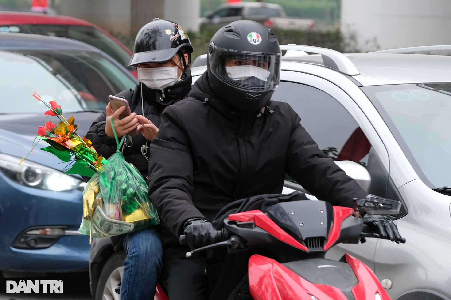 Ngày đầu nghỉ lễ: Hàng vạn ôtô chôn chân ở đường vành đai 3 - 7 Ngày đầu nghỉ lễ: Hàng vạn ôtô chôn chân ở đường vành đai 3 - 7