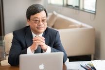 Tỷ phú “Quang Masan”: Chống Covid-19 như một trận bóng đầy khó khăn