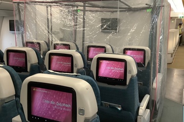 "Vùng an toàn" đặc biệt trên chuyến bay chở 120 ca Covid-19