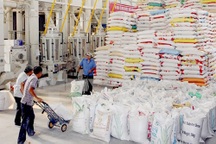 Chuyển hàng nghìn tấn gạo đến khu vực "khóa chặt, đông cứng" ở Bình Dương
