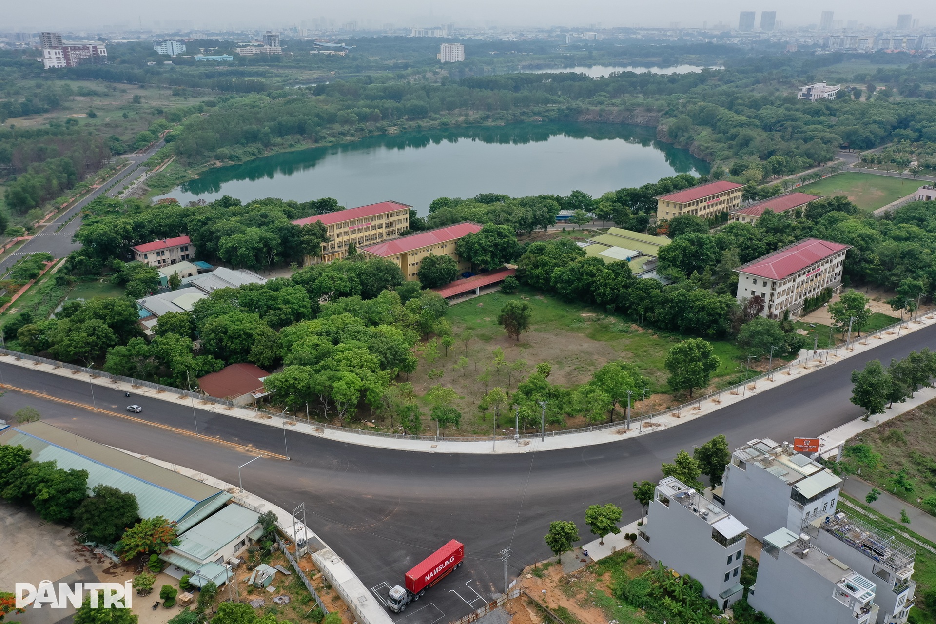 Con đường kết nối Bình Dương với Bến xe Miền Đông mới sắp thông xe - 7 Con đường kết nối Bình Dương với Bến xe Miền Đông mới sắp thông xe - 7