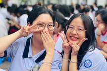 Nhiều trường đại học ở TPHCM "yêu có điều kiện" với điểm học bạ