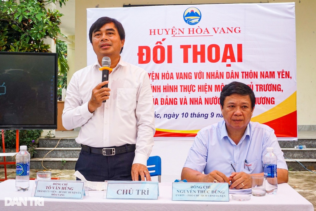 Bí thư huyện ủy xin lỗi các em học sinh chưa đến lớp - 1 Bí thư huyện ủy xin lỗi các em học sinh chưa đến lớp - 1