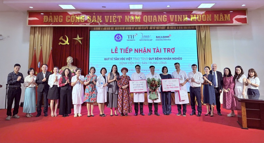 Quỹ Vì tầm vóc Việt tài trợ hơn 1 tỷ đồng cho Bệnh viện Phụ sản Trung ương - 1 Quỹ Vì tầm vóc Việt tài trợ hơn 1 tỷ đồng cho Bệnh viện Phụ sản Trung ương - 1