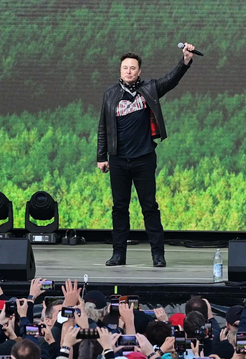 Câu trả lời đầu tiên cho tỷ phú Elon Musk sau thử nghiệm đối với con cái - 3 Câu trả lời đầu tiên cho tỷ phú Elon Musk sau thử nghiệm đối với con cái - 3
