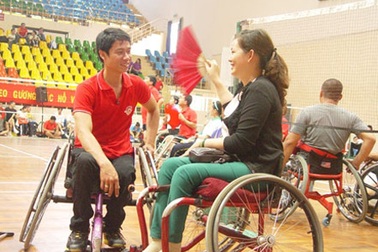 Chuyện tình trong mơ của hai tay vợt khuyết tật