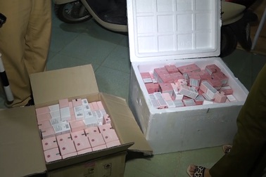 Bắt giữ hơn 3 ngàn chai bia không nhãn mác