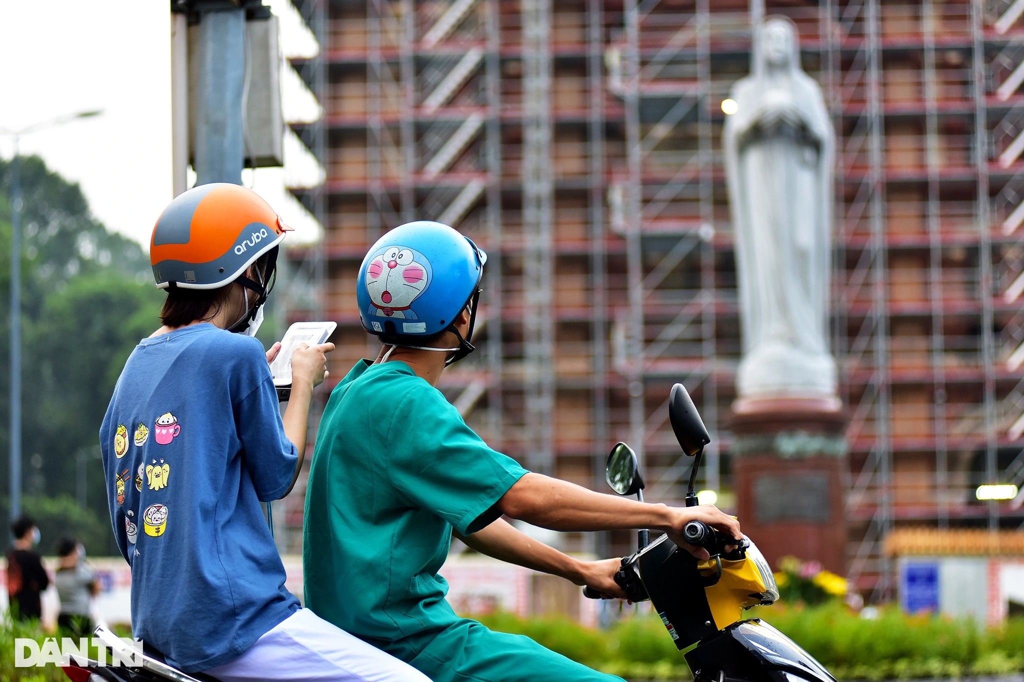 Người dân TPHCM tham quan các công trình.jpeg Người dân TPHCM tham quan các công trình.jpeg