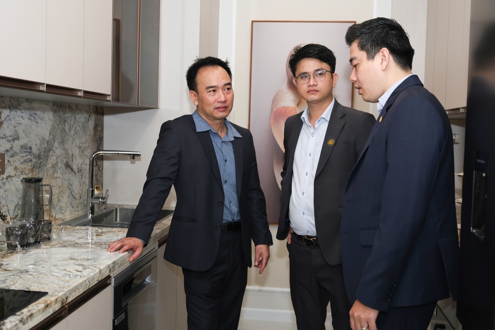 Ava Center khai trương nhà mẫu - 2