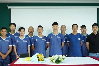 "Cán Cris" gia nhập đội bóng Theanh28 FC