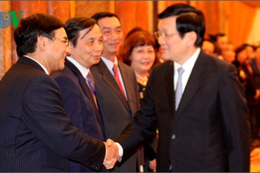 Chủ tịch nước phong hàm Đại sứ cho 22 cán bộ ngoại giao