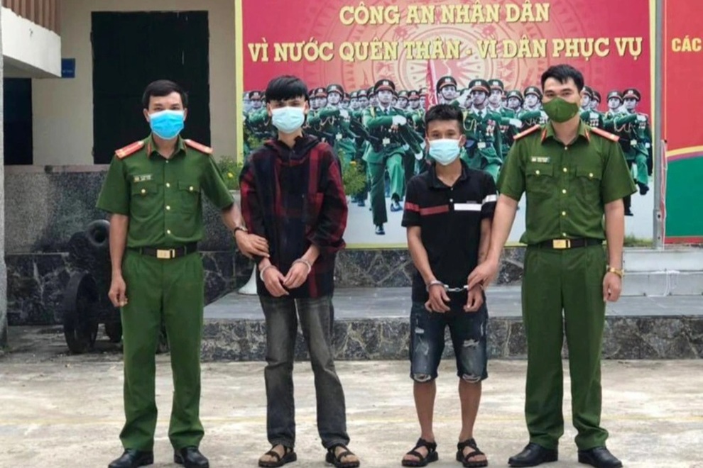 Đặt hàng qua mạng, lừa shipper đến nơi vắng vẻ để cướp - 1 Đặt hàng qua mạng, lừa shipper đến nơi vắng vẻ để cướp - 1
