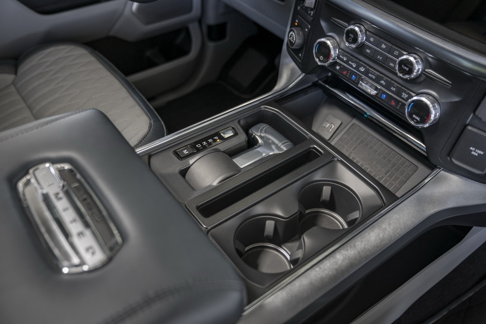 Ford F-150 thế hệ mới - Thiết kế mới, công nghệ động cơ mới - 34 Ford F-150 thế hệ mới - Thiết kế mới, công nghệ động cơ mới - 34