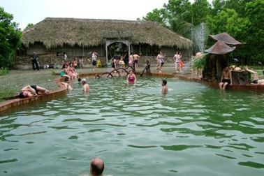 Bốn điểm đến có thể “trút bỏ xiêm y” giữa mùa đông ở Việt Nam