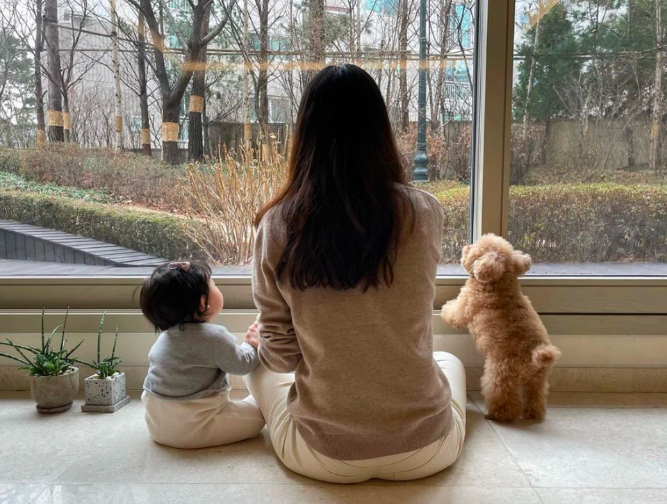 Mỹ nhân Bản tình ca mùa đông hé lộ cuộc sống viên mãn bên chồng kém tuổi - 3 Mỹ nhân Bản tình ca mùa đông hé lộ cuộc sống viên mãn bên chồng kém tuổi - 3