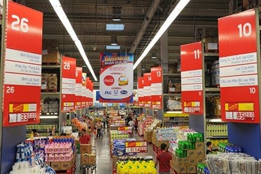 Ngập hàng khuyến mãi, giảm giá tại MM Mega Market