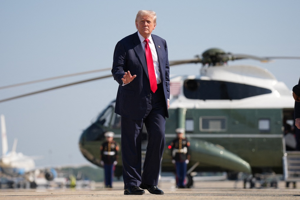Cách tiếp cận “cây gậy và củ cà rốt” của ông Trump trong vấn đề Ukraine