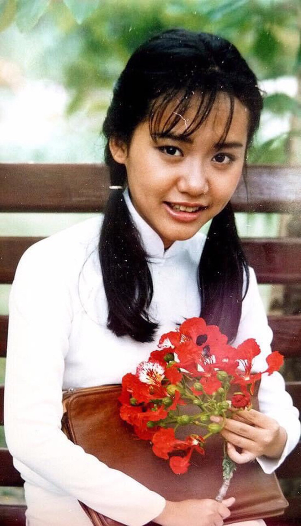 Loạt ảnh tuổi 20 chưa từng công bố của diễn viên Hồng Ánh - 1 Loạt ảnh tuổi 20 chưa từng công bố của diễn viên Hồng Ánh - 1