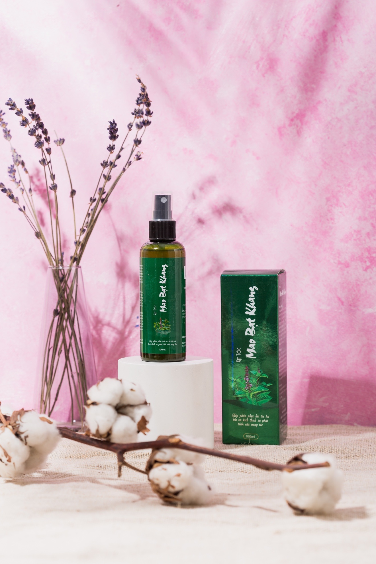 Nỗi lo về tóc sẽ không còn lo ngại với bộ 3 TPBVSK Tóc Haco - 3 Nỗi lo về tóc sẽ không còn lo ngại với bộ 3 TPBVSK Tóc Haco - 3