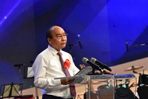 “Học và làm theo Bác là cách để xây dựng nước Việt Nam hùng cường”