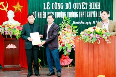 Trường THPT Chuyên Lam Sơn có hiệu trưởng mới