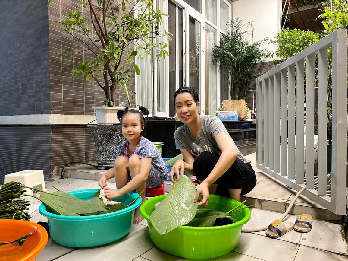 Biệt thự, nhà riêng của sao Việt trang hoàng rực rỡ đón Tết Nhâm Dần - 14 Biệt thự, nhà riêng của sao Việt trang hoàng rực rỡ đón Tết Nhâm Dần - 14
